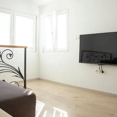 House By The Sea Vigo Zadar